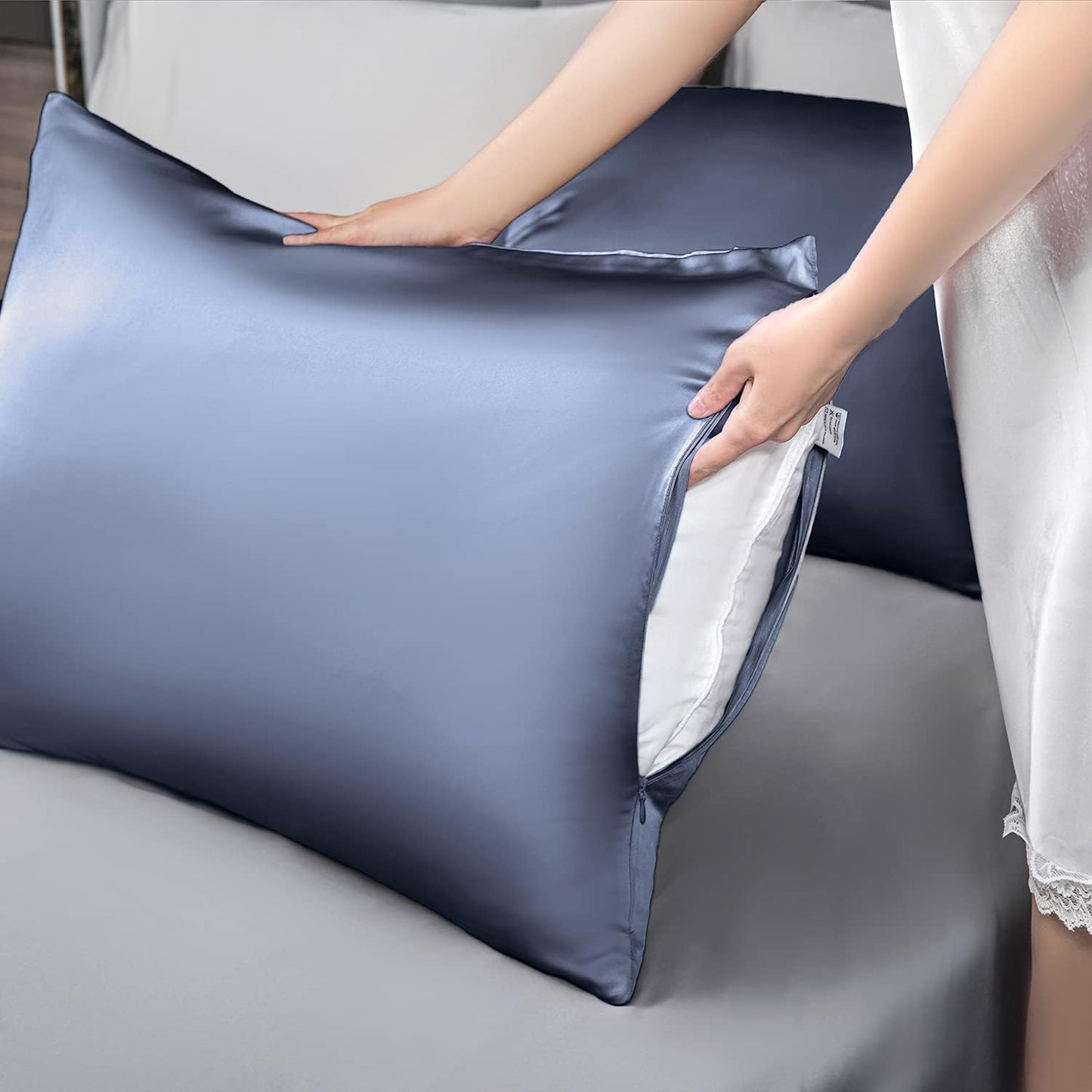 Mulberry Silk Pillowcase for Hair and Skin,Queen Size Cooling Silk Pillow Case with Hidden Zipper,Allergen Proof Dual Sides Soft Breathable Smooth Silk Pillow Cover for Women(Queen,Grayish Blue)