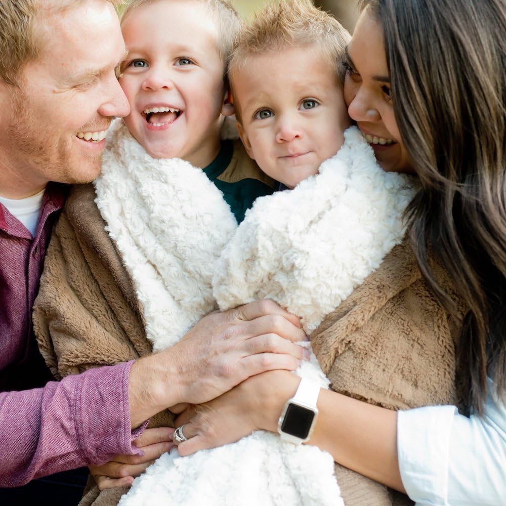 SARANONI Super Soft Boutique Quality Swirl Lush Luxury Baby Blanket (Ivory Swirl Gingersnap, Receiving 30" x 40”)