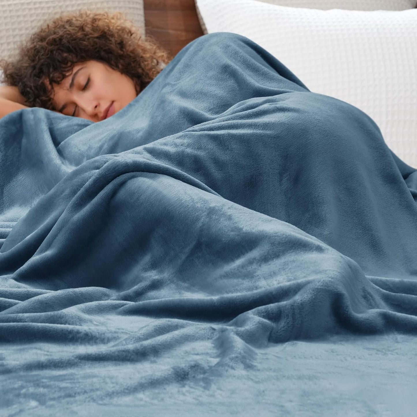 PHF Ultra Soft Fleece Blanket Queen Size, No Shed No Pilling Luxury Plush Cozy 300GSM Lightweight Blanket for Bed, Couch, Chair, Sofa Suitable for All Season, 90" x 90", Captain's Blue