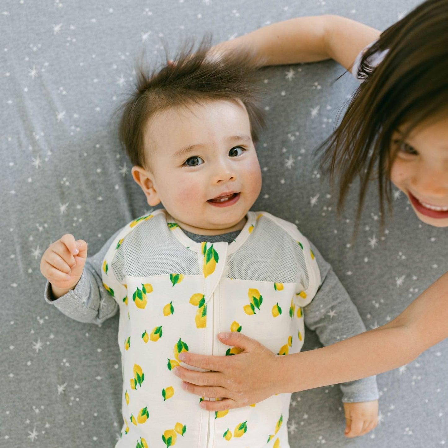 Happiest Baby Sleepea 5-Second Swaddle - 100% Organic Cotton Baby Swaddle Blanket - Doctor Designed Promotes Healthy Hip Development (Ivory Lemons, X-Large)