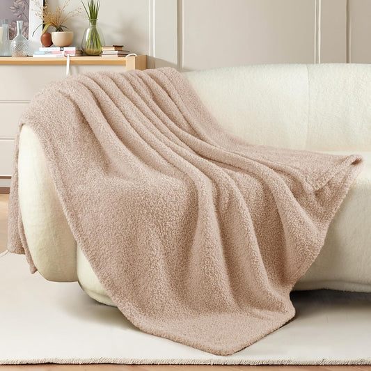 Exclusivo Mezcla Fleece Throw Blanket for Couch Sofa, Soft Warm and Fluffy Blankets for Women Men Girls Kids, Suitable for All Seasons, Camel, 50x60 Inches