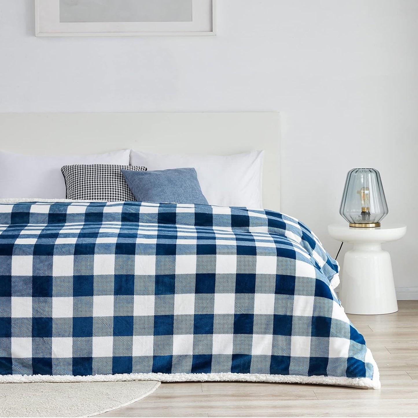 Touchat Sherpa Plaid Twin Blanket 60" X 70", Fuzzy Fluffy Soft Cozy Throw Blanket, Twin Size Plush Fleece Flannel Plush Microfiber Blanket for Couch Bed Sofa (Navy)