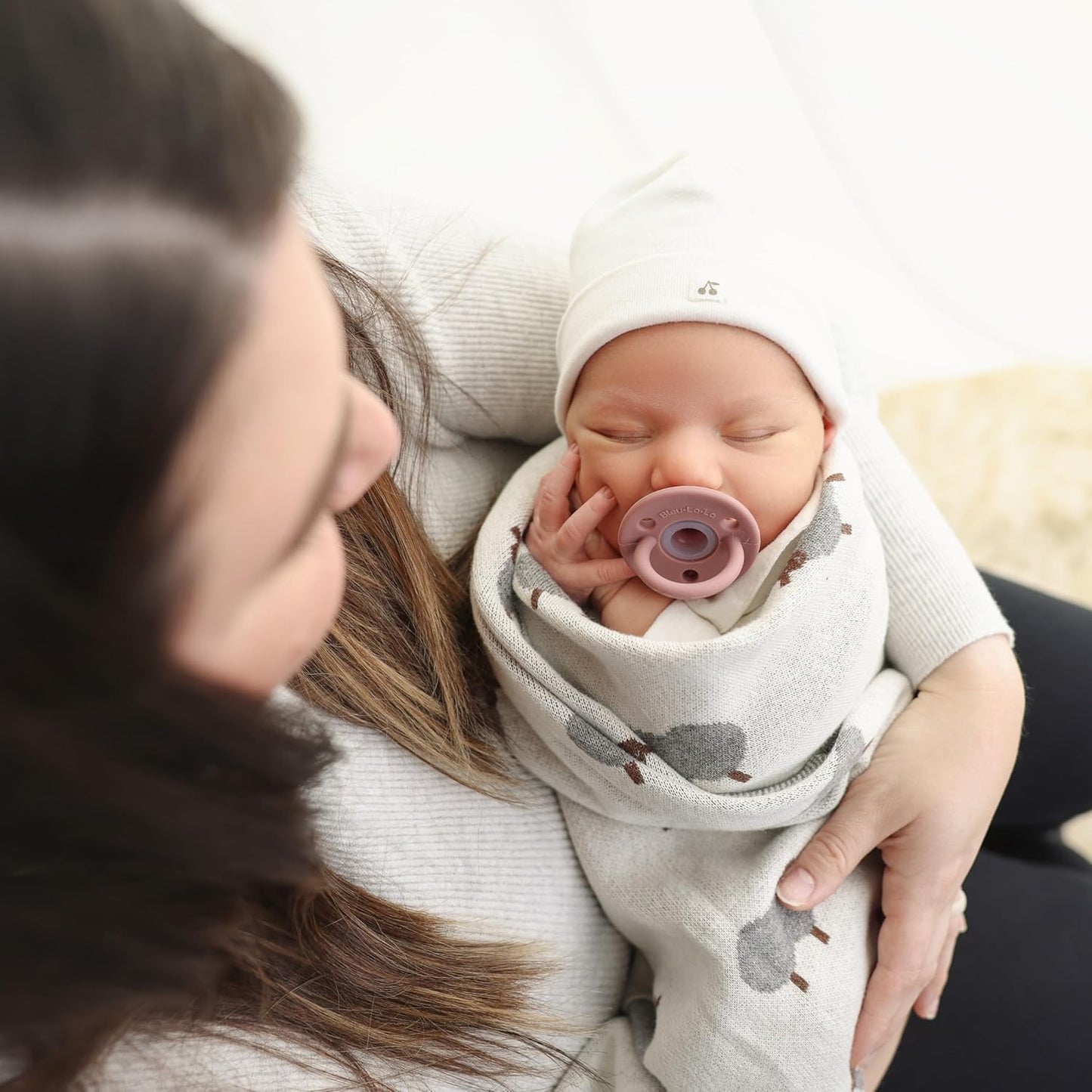 Luxury Cotton Knit Swaddle Baby Blanket - Soft Cozy Lightweight Unisex Receiving Swaddler Crib Stroller Quilt Blanket for Shower Gift Registry for Newborns Infants Toddlers (Sheep - Ivory)