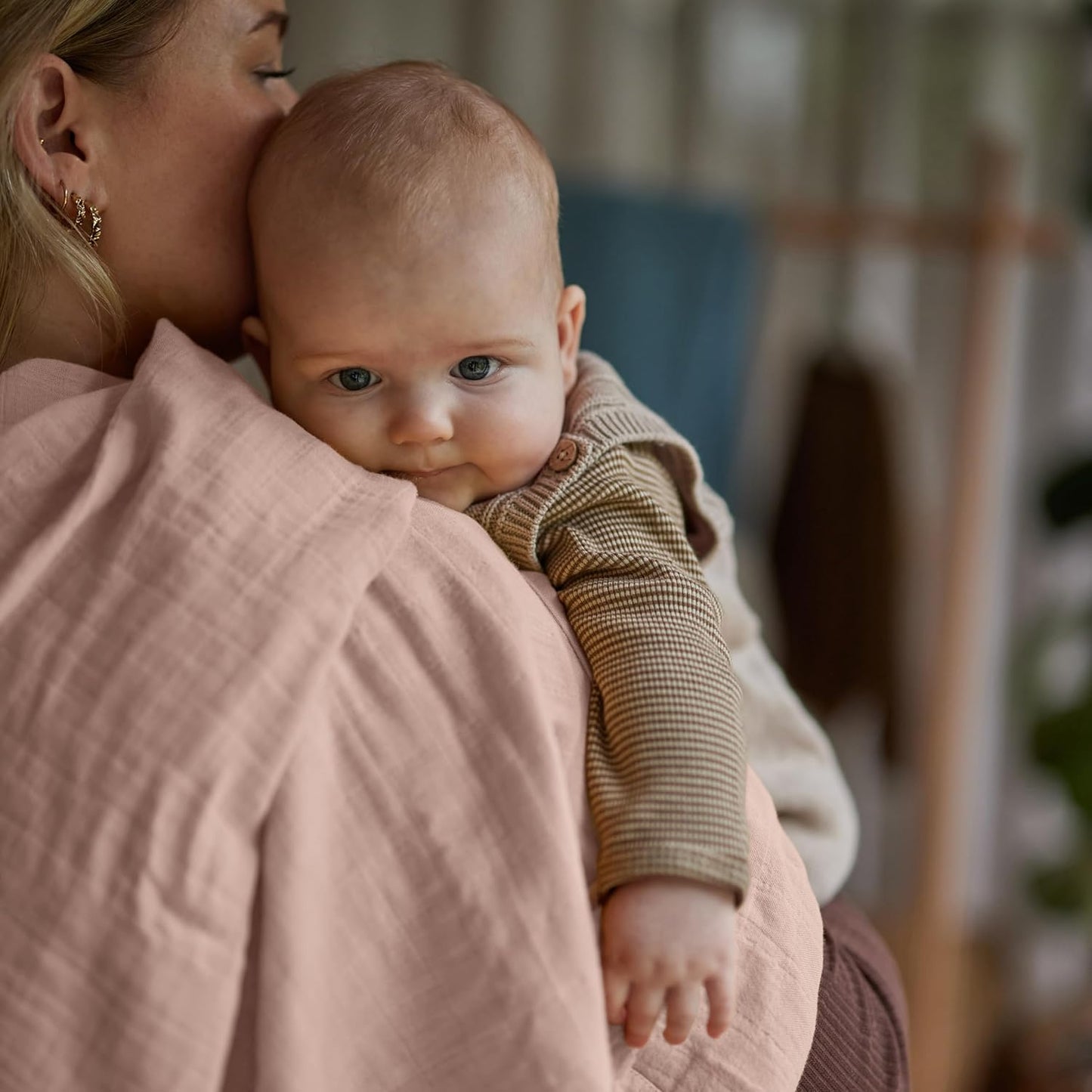 Swaddle - 100% Organic Cotton - Muslin Swaddle Blankets for Newborn, 47" x 47" (Blush)